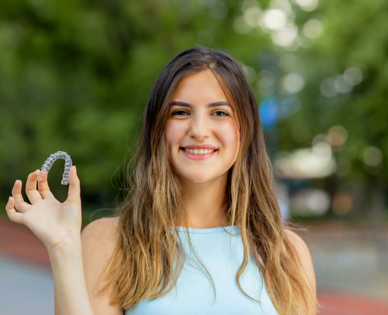 Clear Aligners, Smiletown Orthodontics for Teens and Children in Langley, Burnaby and North Delta, BC